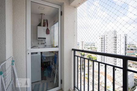 Sacada de apartamento para alugar com 1 quarto, 35m² em Presidente Altino, Osasco