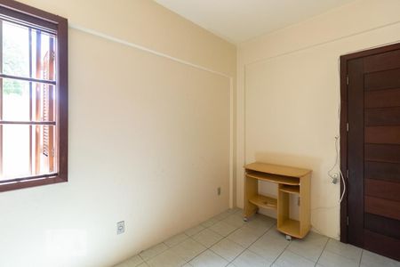 Sala/Quarto de kitnet/studio para alugar com 1 quarto, 27m² em Vila Joao Pessoa, Porto Alegre
