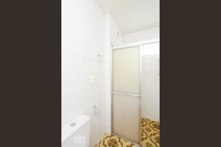 BANHEIRO de apartamento à venda com 1 quarto, 48m² em Vila Ipiranga, Porto Alegre