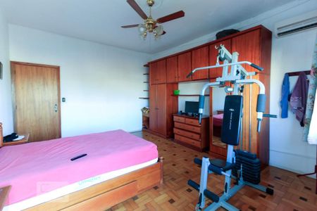 Quarto 1 de casa à venda com 4 quartos, 234m² em Medianeira, Porto Alegre