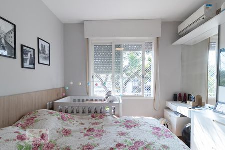 Quarto Suíte de apartamento à venda com 2 quartos, 67m² em Teresópolis, Porto Alegre