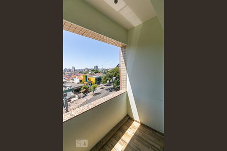 Sala/Quarto de kitnet/studio para alugar com 1 quarto, 47m² em Vila João Pessoa, Porto Alegre