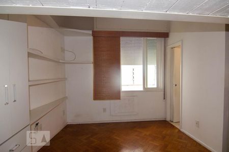 Sala / Quarto de kitnet/studio para alugar com 1 quarto, 21m² em Laranjeiras, Rio de Janeiro