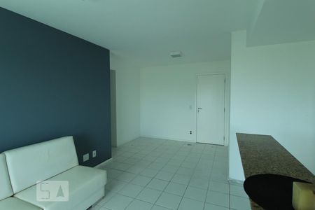 Sala de apartamento para alugar com 2 quartos, 67m² em Recreio dos Bandeirantes, Rio de Janeiro