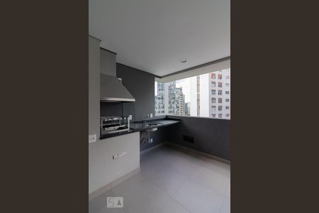Apartamento à venda com 251m², 4 quartos e 4 vagasVaranda Sala