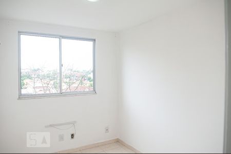 Quarto 2 de apartamento para alugar com 3 quartos, 66m² em Taquara, Rio de Janeiro