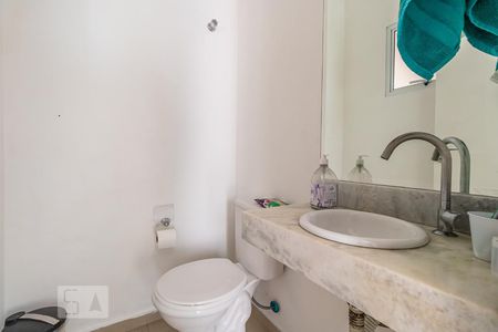 Lavabo de casa de condomínio para alugar com 3 quartos, 120m² em Parque Viana, Barueri