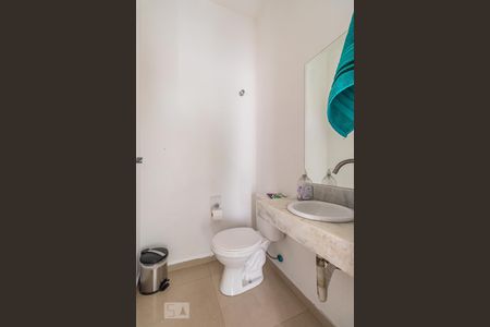 Lavabo de casa de condomínio para alugar com 3 quartos, 120m² em Parque Viana, Barueri