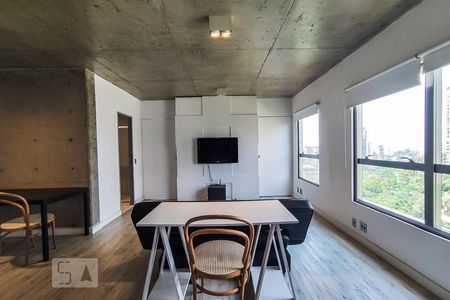 Sala de apartamento à venda com 1 quarto, 70m² em Jardim Fonte do Morumbi, São Paulo