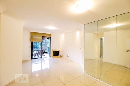 Sala de jantar de apartamento para alugar com 3 quartos, 100m² em Cidade Monções, São Paulo
