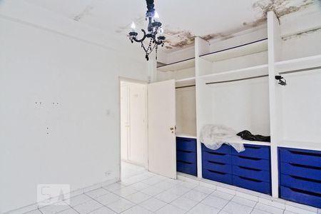 Quarto 1 de casa para alugar com 3 quartos, 110m² em Vila Santa Maria, São Paulo