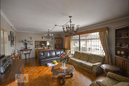 Sala de casa à venda com 4 quartos, 320m² em Vila Moraes, São Paulo