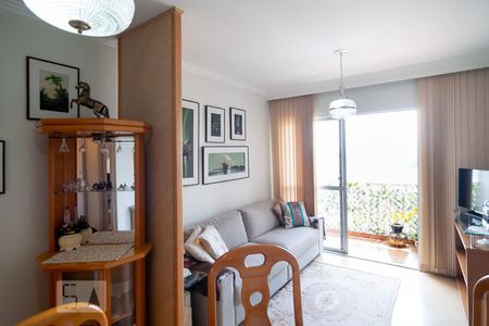 Sala de apartamento à venda com 2 quartos, 57m² em Vila Romano, São Paulo