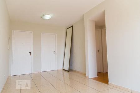 Sala de apartamento para alugar com 2 quartos, 55m² em Vila Guarani (z Sul), São Paulo