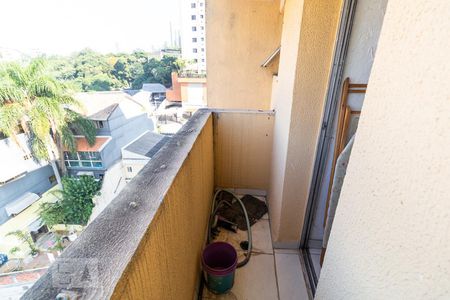 varanda de apartamento à venda com 2 quartos, 58m² em Vila Indiana, São Paulo