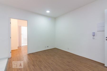 Sala de apartamento para alugar com 1 quarto, 30m² em Presidente Altino, Osasco