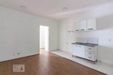 Sala de apartamento para alugar com 1 quarto, 30m² em Presidente Altino, Osasco