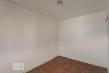 Quarto de apartamento para alugar com 1 quarto, 60m² em Jardim Leopoldina, Porto Alegre