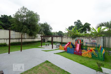 Apartamento para alugar com 48m², 2 quartos e 1 vaga Apartamento para alugar com 48m², 2 quartos e 1 vagaÁrea comum - Playground