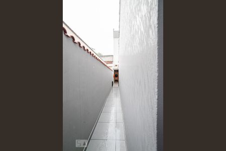 Casa à venda com 197m², 3 quartos e 4 vagas Casa à venda com 197m², 3 quartos e 4 vagasCorredor Externo