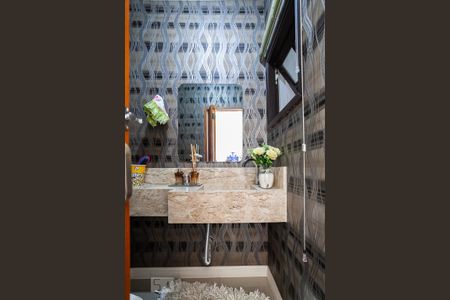 Casa à venda com 197m², 3 quartos e 4 vagas Casa à venda com 197m², 3 quartos e 4 vagasLavabo