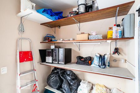 Casa à venda com 197m², 3 quartos e 4 vagas Casa à venda com 197m², 3 quartos e 4 vagasQuarto de Serviço