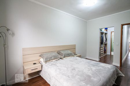 Casa à venda com 197m², 3 quartos e 4 vagas Casa à venda com 197m², 3 quartos e 4 vagasSuíte