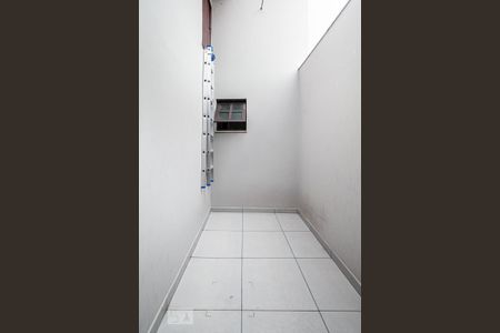 Casa à venda com 197m², 3 quartos e 4 vagas Casa à venda com 197m², 3 quartos e 4 vagasJardim de Inverno