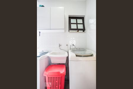 Casa à venda com 197m², 3 quartos e 4 vagas Casa à venda com 197m², 3 quartos e 4 vagasÁrea de Serviço