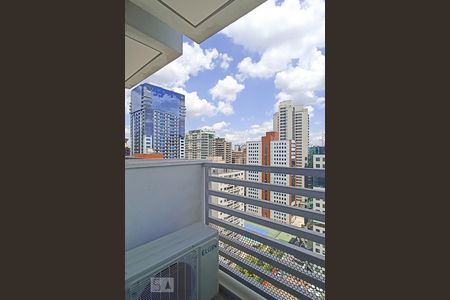 Varanda suíte de kitnet/studio para alugar com 1 quarto, 36m² em Alphaville Industrial, Barueri