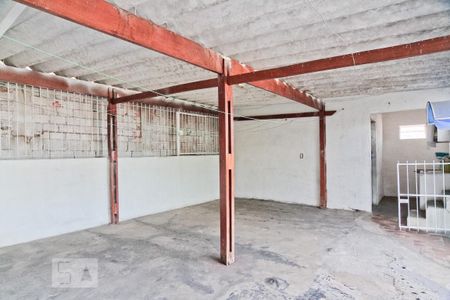 Casa à venda com 280m², 3 quartos e 2 vagas Casa à venda com 280m², 3 quartos e 2 vagasTerraço