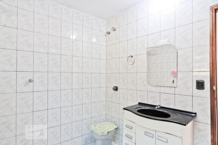 Casa à venda com 280m², 3 quartos e 2 vagas Casa à venda com 280m², 3 quartos e 2 vagasBanheiro
