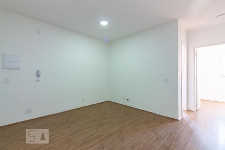 Sala de apartamento para alugar com 2 quartos, 40m² em Presidente Altino, Osasco