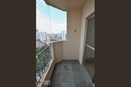 Sacada de apartamento à venda com 2 quartos, 58m² em Vila Firmiano Pinto, São Paulo