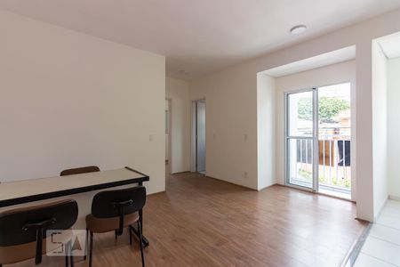 Sala de apartamento para alugar com 2 quartos, 44m² em Presidente Altino, Osasco