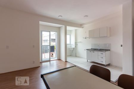 Sala de apartamento para alugar com 2 quartos, 44m² em Presidente Altino, Osasco