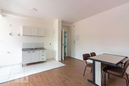 Sala de apartamento para alugar com 2 quartos, 44m² em Presidente Altino, Osasco