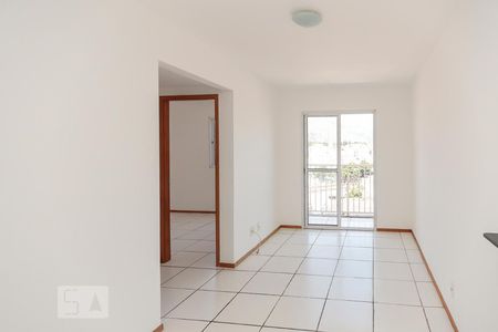 Sala de apartamento à venda com 2 quartos, 50m² em Todos Os Santos, Rio de Janeiro