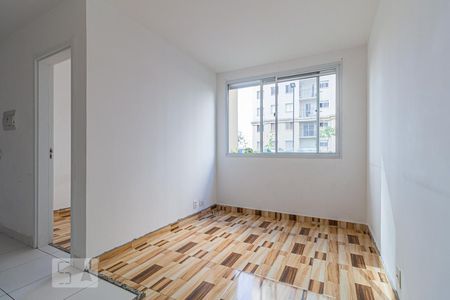 Sala de apartamento para alugar com 2 quartos, 34m² em Parque São Vicente, Santo André