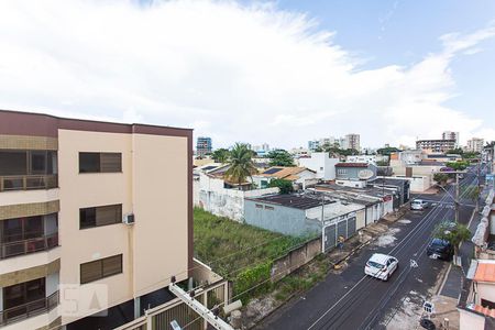 Vista da Suite de apartamento para alugar com 3 quartos, 110m² em Santa Maria, Uberlândia