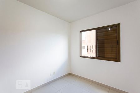 Suite de apartamento para alugar com 3 quartos, 110m² em Santa Maria, Uberlândia