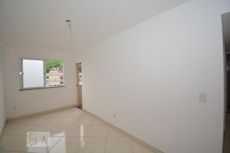 Sala de apartamento para alugar com 2 quartos, 48m² em Váz Lobo, Rio de Janeiro