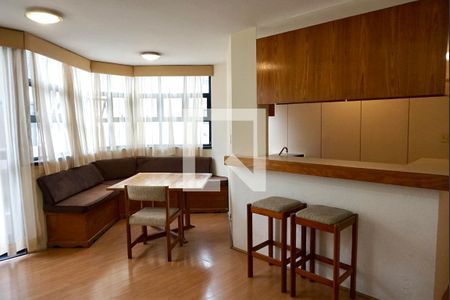 Sala 1 de apartamento para alugar com 1 quarto, 179m² em Campo Belo, São Paulo