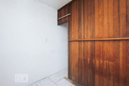 QUARTO 1 de apartamento à venda com 2 quartos, 40m² em Rubem Berta, Porto Alegre