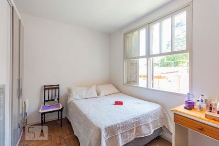 Quarto 1 de apartamento à venda com 2 quartos, 75m² em Petrópolis, Porto Alegre