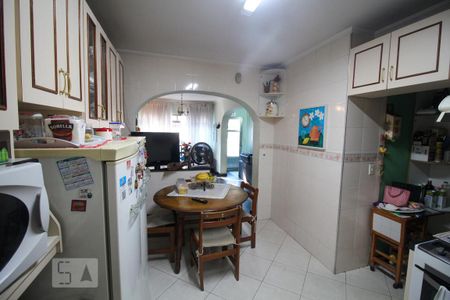 Cozinha de casa à venda com 4 quartos, 200m² em Vila Maria Zélia, São Paulo