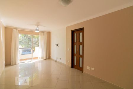 Apartamento para alugar com 70m², 2 quartos e 1 vagaSala