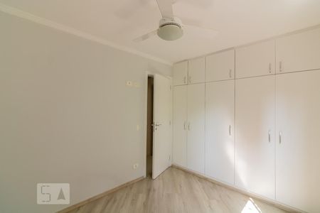 Quarto 1 de apartamento para alugar com 2 quartos, 70m² em Vila Olímpia, São Paulo