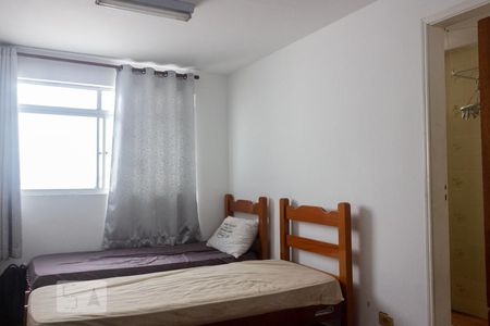 Sala/quarto de kitnet/studio para alugar com 1 quarto, 25m² em Aviação, Praia Grande