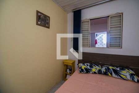 Quarto 2 de casa à venda com 3 quartos, 90m² em Rubem Berta, Porto Alegre